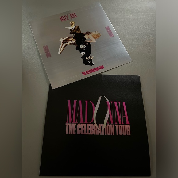 NEW! Madonna Celebration Tour Limited Edition Lithograph And Drawstring Bag-NWOT - Picture 4 of 4